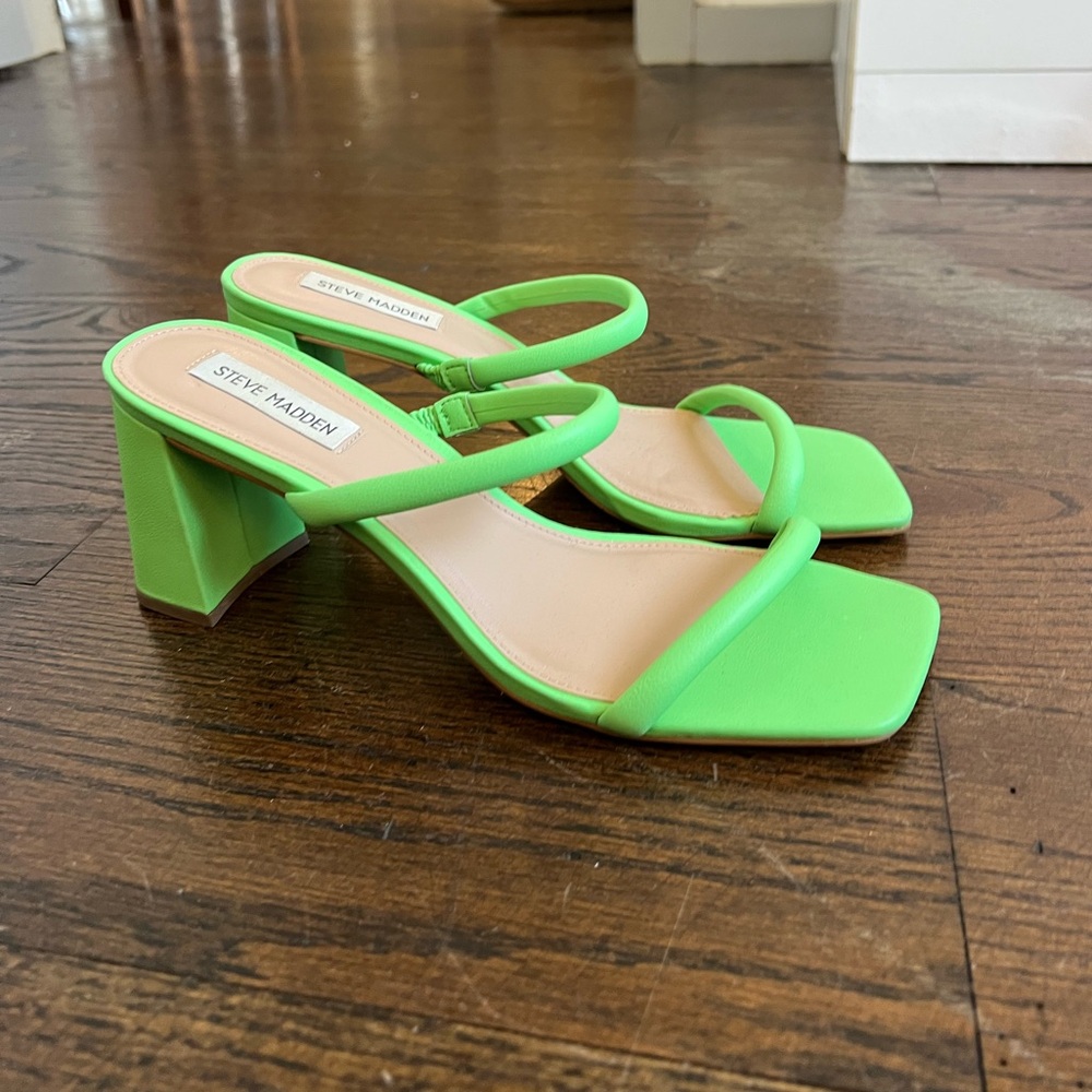 Steve Madden Green Lilah Block Heel Sandals
